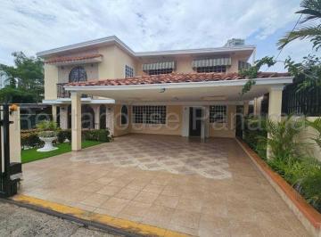 Casa de 5 habitaciones, Panamá · Venta de Casa en San Francisco