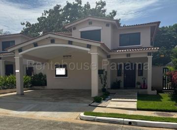 Casa de 3 habitaciones, La Chorrera · Alquiler de Casa en Costa Verde Hills