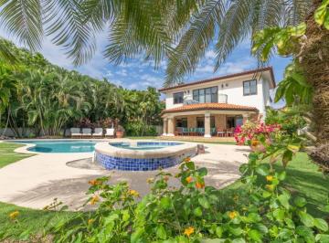 Casa de 5 habitaciones, Antón · Hermosa Casa Frente Al Mar en Venta en Buenaventura