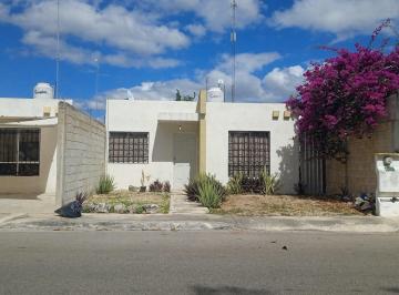 Casa de 2 habitaciones, Mérida · Bonita y Bien Cuidada Casa en Renta