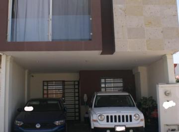 Casa en condominio de 4 habitaciones, Aguascalientes · Preciosa Casa Al Sur