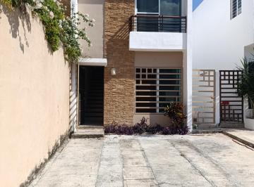 Casa de 2 habitaciones, Solidaridad · Casa en Marsella 1, Privada Santander.