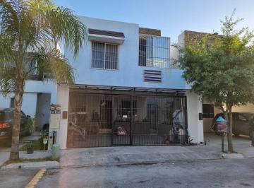 Casa de 3 habitaciones, Apodaca · ¿Ya Te Viste Estrenando Casa?