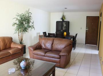 Sala y comedor · Amueblado Junto a Bosque Los Colomos