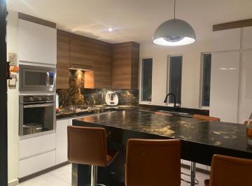 Casa de 4 habitaciones, San Luis Potosí · Renta Casa en Residencial Miravalle