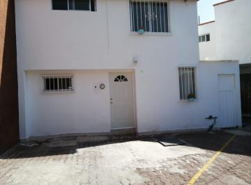 Casa en condominio de 2 habitaciones, San Luis Potosí · Casa Amueblada en Renta a Unas Cuadras del Jardin de Tequis