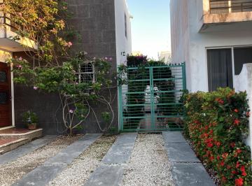 Entrada estacionamiento · Departamento de Solter@