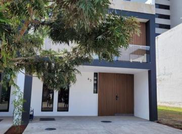 Fachada · Estrena Casa en Punto Sur Este con Recámara en Planta Baja.