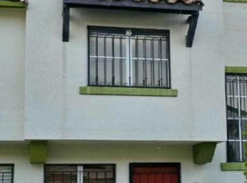 Casa de 2 habitaciones, El Marqués · Hermosa Casa con 2 Recamaras con Baño c/u