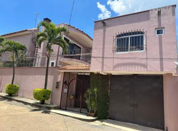 Casa en Venta de 3 habitaciones Pueblo Ahuatepec · Casa en Venta en El Mejor Clima Al Norte de Cuernavaca