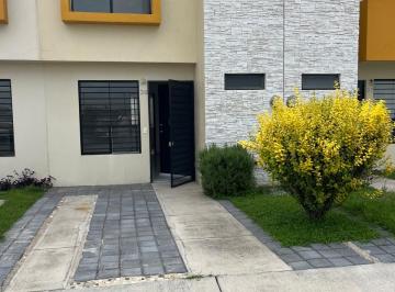 Casa de 3 habitaciones, Tlajomulco de Zúñiga · Bonita Casa Seminueva