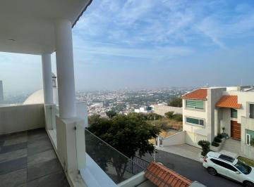 Casa de 4 habitaciones, Querétaro · Renta Balcones del Acueducto