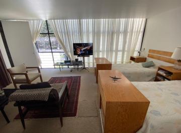 Casa · 300m² · 3 Recámaras · 3 Estacionamientos - BERNARDO ROJAS · Casa en Venta en Iztapalapa