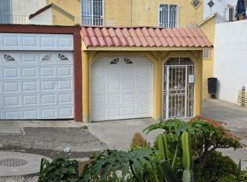 Casa de 2 habitaciones, Tijuana · Venta Casa Contemporánea Amueblada