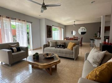 Casa en condominio en Venta de 4 habitaciones Virreyes Vallarta · Casa Amplia a Una Cuadra del Mar