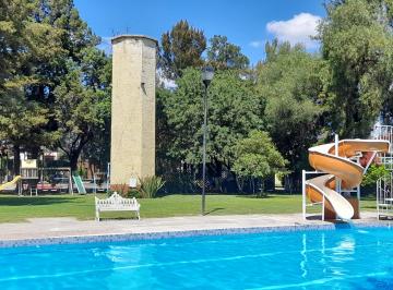 Casa de 4 habitaciones, Celaya · Casa en Venta Fracc. Raquet Club Celaya, Gto