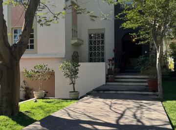 Casa en condominio de 4 habitaciones, Zapopan · Majestuosa Residencia Estilo Mediterraneo