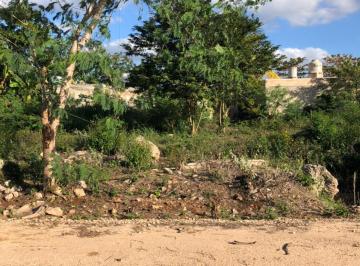 Terreno / Lote , Izamal · Venta Terreno Dentro del Pueblo de Izamal