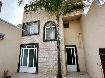 Casa de 4 habitaciones, Apaseo el Grande · Casa en Venta Apaseo El Grande