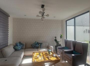 Casa de 3 habitaciones, León · Casa en Renta Amueblada