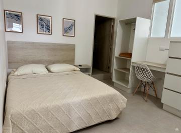 Departamento de 1 habitación, El Marqués · Habitación Amueblada con Baño Privado en Zakia
