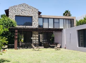 Casa de 4 habitaciones, Corregidora · Casa en Renta en Balvanera Country Club, El Pueblito, Querétaro