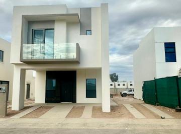Casa de 3 habitaciones, Mexicali · Amplios Espacios y Recamara en Planta Baja