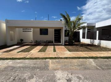 Casa en condominio de 3 habitaciones, Campeche · Casa Habitación 1 Planta de Tres Recámaras