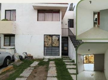 Departamento de 3 habitaciones, Apizaco · Casa en Condominio en Venta Disponible en Violeta #s/n, Colonia Fovissste Loma V