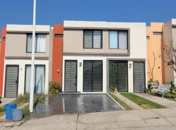 Casa de 2 habitaciones, Tlajomulco de Zúñiga · Casa Amueblada en Renta · Frente a Piscina · Vigilancia 24/7 · $14,000/mes