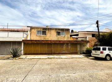 Casa de 3 habitaciones, Zapopan · Casa Para Remodelar