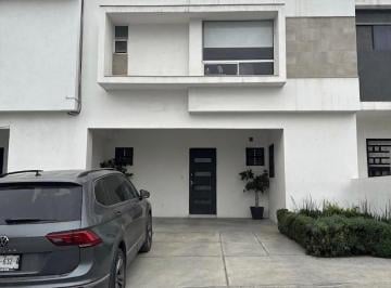 Casa de 3 habitaciones, Santa Catarina · Venta de Casa en Real del Valle