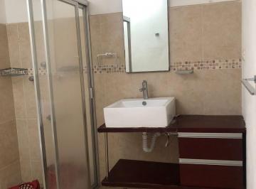 Casa de 1 habitación, Mérida · Recamara Principal en Casa Compartida