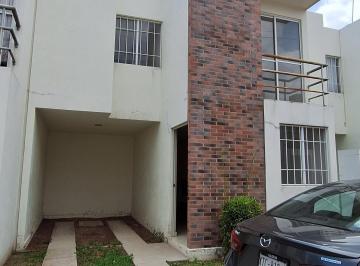 Casa de 2 habitaciones, Tetla de la Solidaridad · Casa Semiamueblada en Fraccionamiento Privado