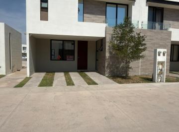 Casa en condominio de 3 habitaciones, Villa de Pozos · Casa Super Amueblada