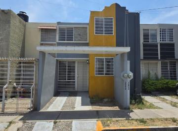 Casa de 3 habitaciones, Zapopan · Gpm Casa en Venta Zapopan Oportunidad