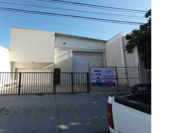 Bodega comercial , Torreón · Venta de Bodega y Oficina Funcional 521.56 m² en Centro de Torreón