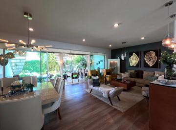 Casa de 3 habitaciones, Querétaro · Casa en Venta · Terraza y Jardín · Privada Juriquilla, Qro
