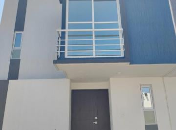 Casa de 3 habitaciones, Zapopan · Casa en Renta