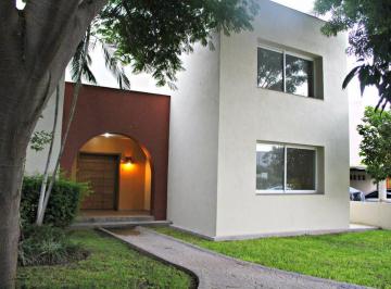 Casa de 4 habitaciones, Zapopan · Hermosa Residencia en Bugambilias 1ra Sección