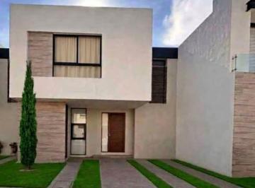 Casa de 3 habitaciones, San Luis Potosí · Rento Hermosa Casa Grande en Puerta Natura, Impecable y Muy Equipada: - Construi