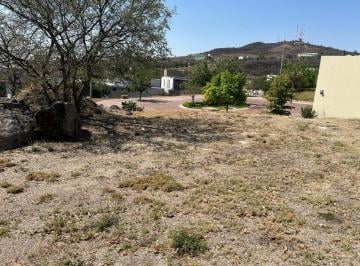 Terreno / Lote , León · Ofrezco Terreno en Venta, en Esquina, en "Misión La Cañada". 564 m²