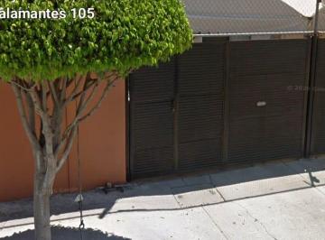 Casa , Celaya · Propiedad con Vigilancia Para Negocio