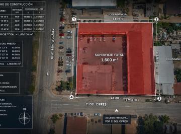 Local en centro comercial de 10 habitaciones, Playas de Rosarito · Plaza Comercial en El Centro de Rosarito