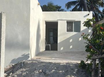 Casa de 2 habitaciones, Dzidzantún · Casa en Primera Fila con Vista Al Mar en Playa de Danta Clara, Yucatán