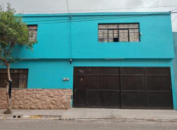 Casa de 5 habitaciones, Durango · Casa en Venta en Barrio de Tierra Blanca