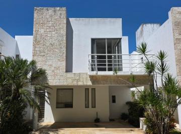 Casa de 3 habitaciones, Solidaridad · Casa Amueblada