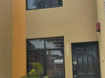 Casa de 3 habitaciones, Guadalajara · Excelente Casa en Venta Ideal Para Negocio o Casa Habitación