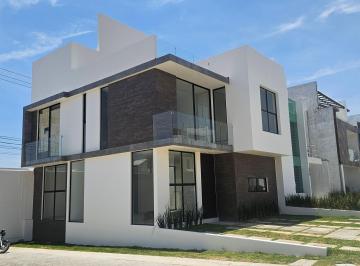 Casa de 4 habitaciones, Pachuca · Casa en Esquina de Lujo en Valle del Sol | Roof Garden y Doble Seguridad
