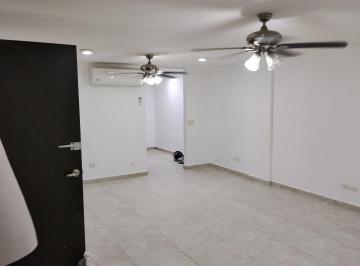 Oficina de 2 habitaciones, San Nicolás de los Garza · Oficina en Renta